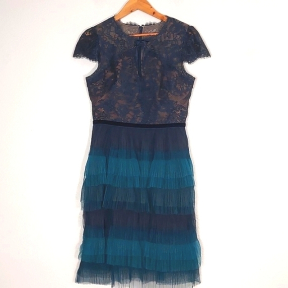 NEW Marchesa Notte Lace Ruffle Dress Teal Aqua Size 6 - Picture 2 of 16
